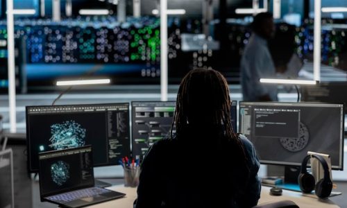 data-center-developer-uses-ai-visualization-tool-pc-oversee-tasks_482257-126348